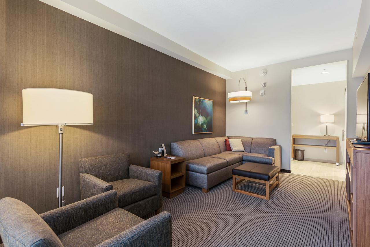 לוץ Hyatt Place Tampa/Wesley Chapel מראה חיצוני תמונה