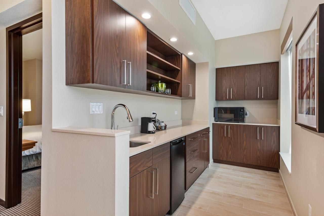 לוץ Hyatt Place Tampa/Wesley Chapel מראה חיצוני תמונה